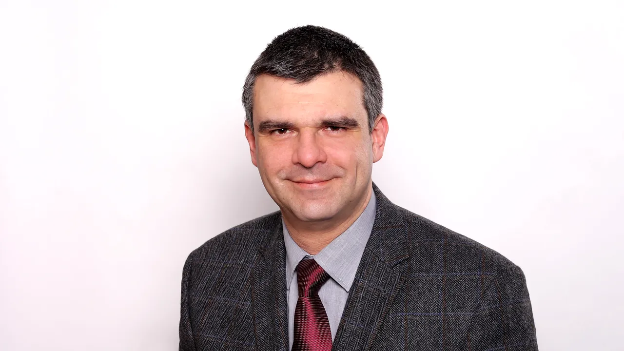 #MASTALKS | Interviu cu istoricul şi expertul politic Dmitri Stratievski, fost consultant al Bundestag-ului pentru Rusia şi Ucraina: Scholz şi echipa lui sunt îngrijoraţi că germanii ar trebui să fie trimişi în Ucraina pentru a controla sistemul Taurus