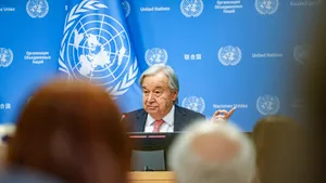 Mesaj dur de la vârful ONU pentru industria petrolieră. Guterres cere planuri naționale de renunțare la combustibilii fosili