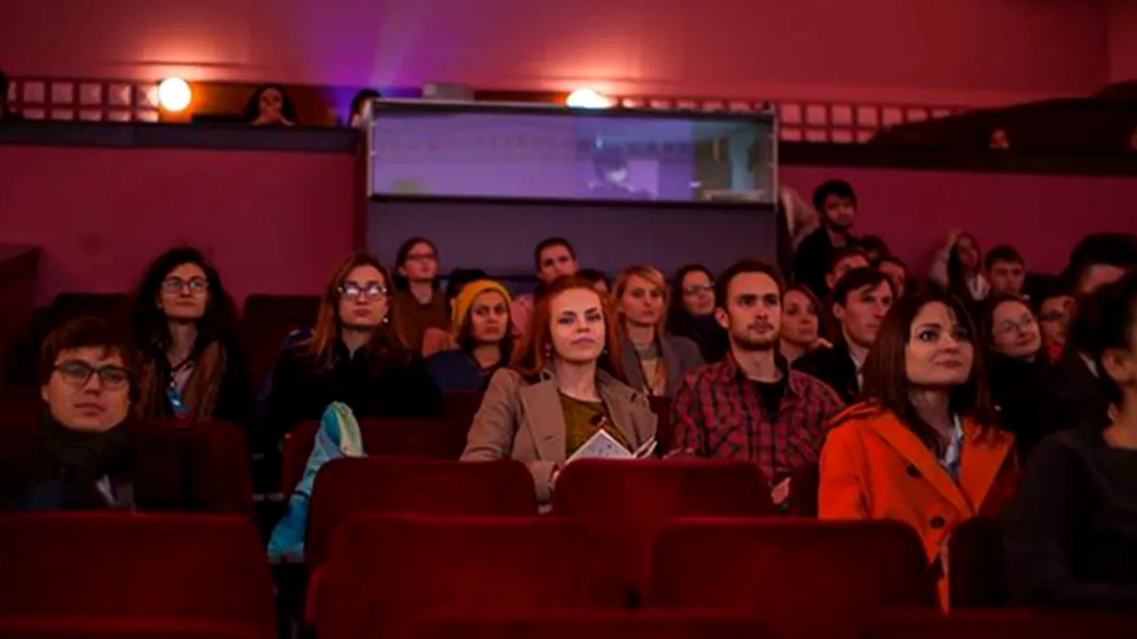 Anim'est Chişinău, o rază de speranţă în cultură, într-un oraş dominat de evenimente politice