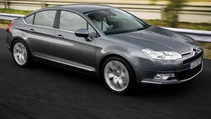 Citroën lansează modelul C5 în România