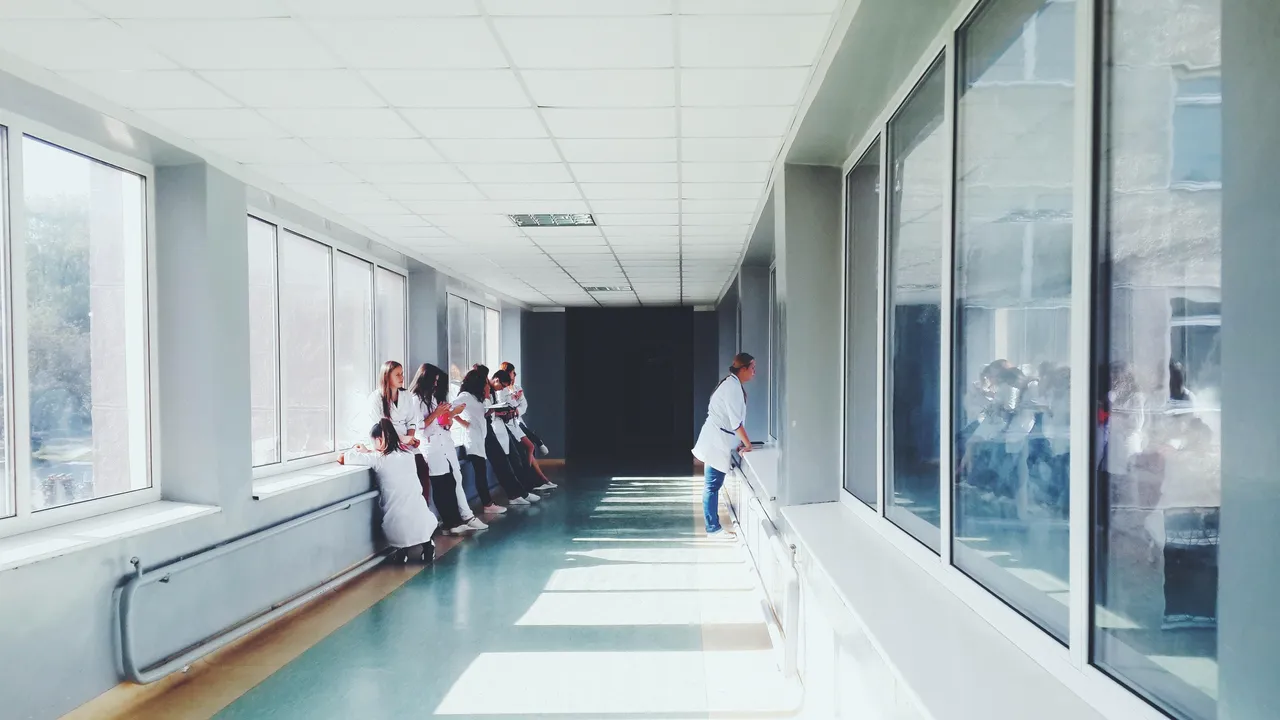 Lista celor nouă spitale din Capitală care vor asigura urgenţele medicale pentru adulţi şi copii în noaptea de Anul Nou