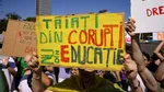 „La Palat e sărbătoare, în cămine foame mare”, strigă studenții în fața Guvernului