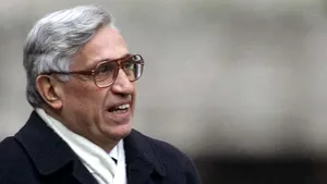 Un fost şef al Băncii Italiei, condamnat la peste trei ani de închisoare pentru înşelarea pieţei