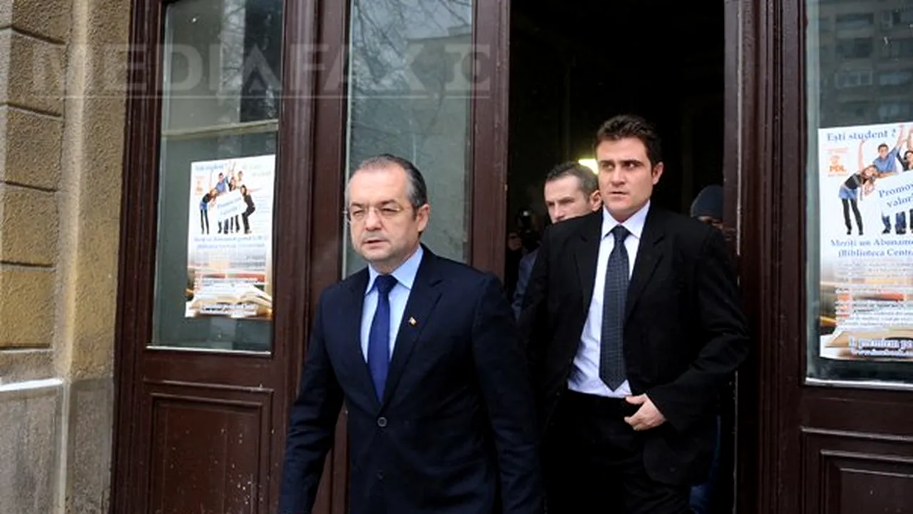Colaboratorii lui Boc din Guvern se pot întoarce la Primăria Cluj-Napoca, de unde au plecat în 2009