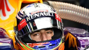 Monoposturile lui Ricciardo şi Vettel au fost excluse din calificările de la Abu Dhabi