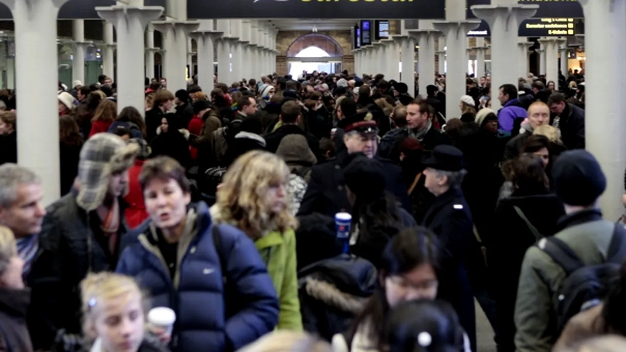 Traficul prin tunelul Canalului Mânecii a fost reluat, cu excepţia trenurilor Eurostar - VIDEO