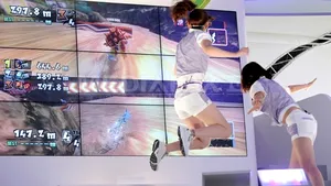 Microsoft a lansat Kinect, care permite controlul jocurilor Xbox prin gesturi şi voce