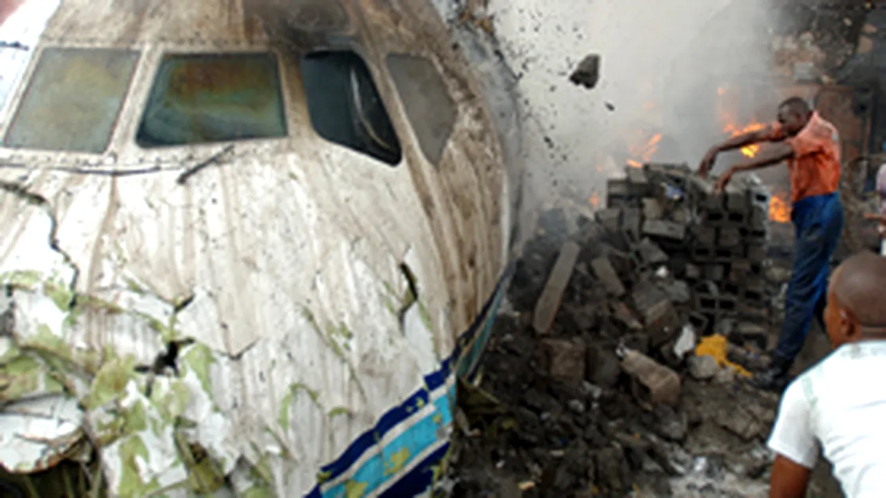 Un avion de pasageri s-a prăbuşit în R.D. Congo