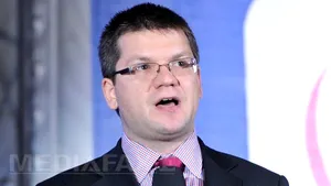 Mihail Neamţu anunţă că se retrage din cursa internă a PMP pentru prezidenţiale în favoarea lui Theodor Paleologu
