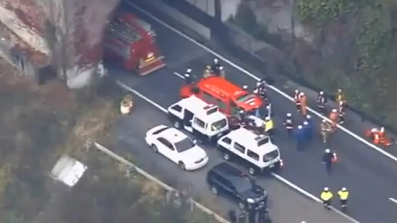 TUNEL rutier PRĂBUŞIT în Japonia: Cel puţin cinci persoane au murit - VIDEO