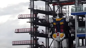 VIDEO Robot URIAŞ desprins din filmele SF. Ce „puteri