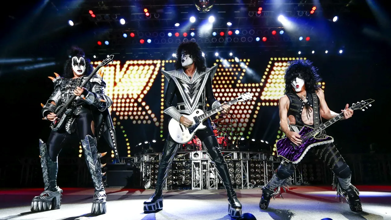 KISS va susţine un concert în premieră în România la festivalul Rock The City 2022