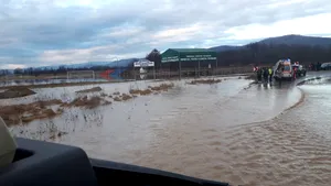 Apele s-au învolburat din prima zi a anului. Pericol de inundaţii în judeţul Satu Mare