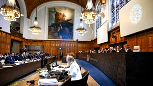 Curtea Internaţională de Justiţie: Ţările bogate trebuie să reducă emisiile sau riscă despăgubiri