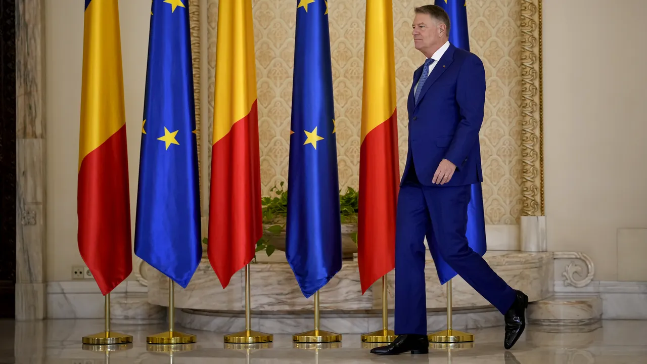 COMENTARIU Marius Oprea / Apocalipsa după alegeri – Iohannis se ”încălzeşte” pentru Palatul Victoria?