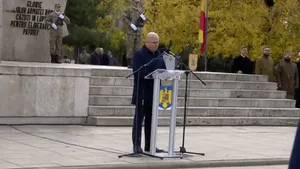 Bolojan, huiduit la Carei la evenimentele dedicate Zilei Armatei Române. Care a fost reacția premierului
