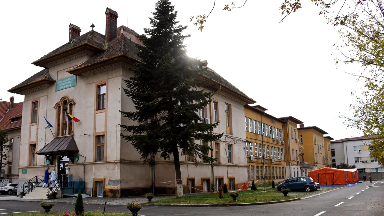 Presiune pe spitalele COVID-19: Consumul zilnic de oxigen a crescut cu sute de metri cubi la Victor Babeş, în Timişoara