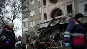Războiul din Ucraina, ziua 329. Ministrul ucrainean de Interne a decedat după ce un elicopter s-a prăbuşit lângă o grădiniţă din regiunea Kiev. Zelenski: Accidentul de elicopter este o „tragedie teribilă”. Putin: Victoria Rusiei în Ucraina este 