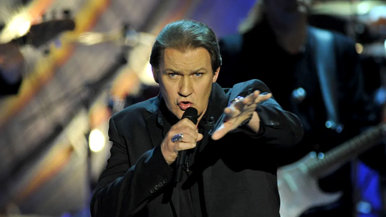Concertul din Capitală al cântăreţului Johnny Logan a fost anulat