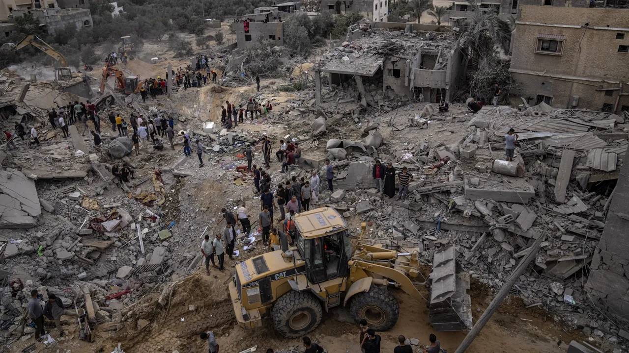 Războiul Israel-Hamas. OMS susţine că principalul spital din Gaza nu mai este funcţional / Un oficial palestinian cere ONU şi UE să „paraşuteze ajutoare” / Israel decretează pauză umanitară de 6 ore în Rafah / Alţi doi lideri Hamas au fost eliminaţi