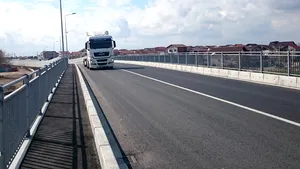 CNADNR: Transport agabaritic pe Litoral şi Autostrada Soarelui, iar circulaţia va fi întreruptă timp de câteva zile