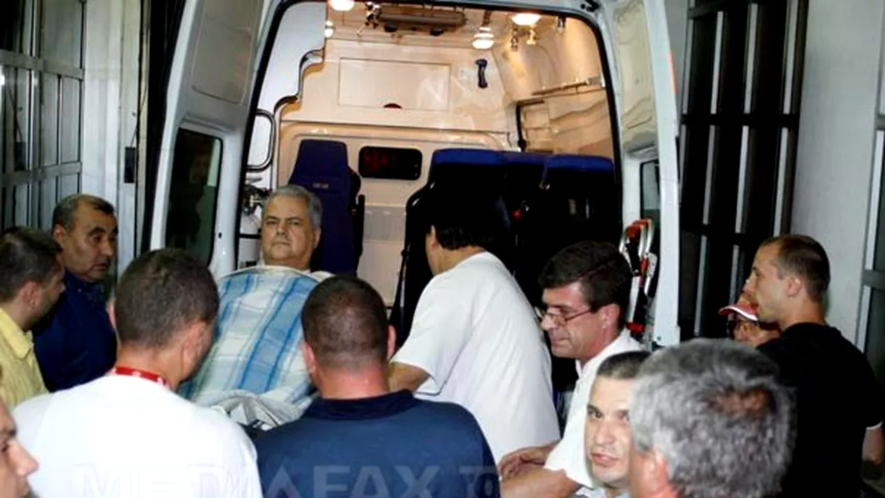 Managerul Spitalului Floreasca şi un medic de la ATI, cercetaţi pentru favorizarea lui Năstase