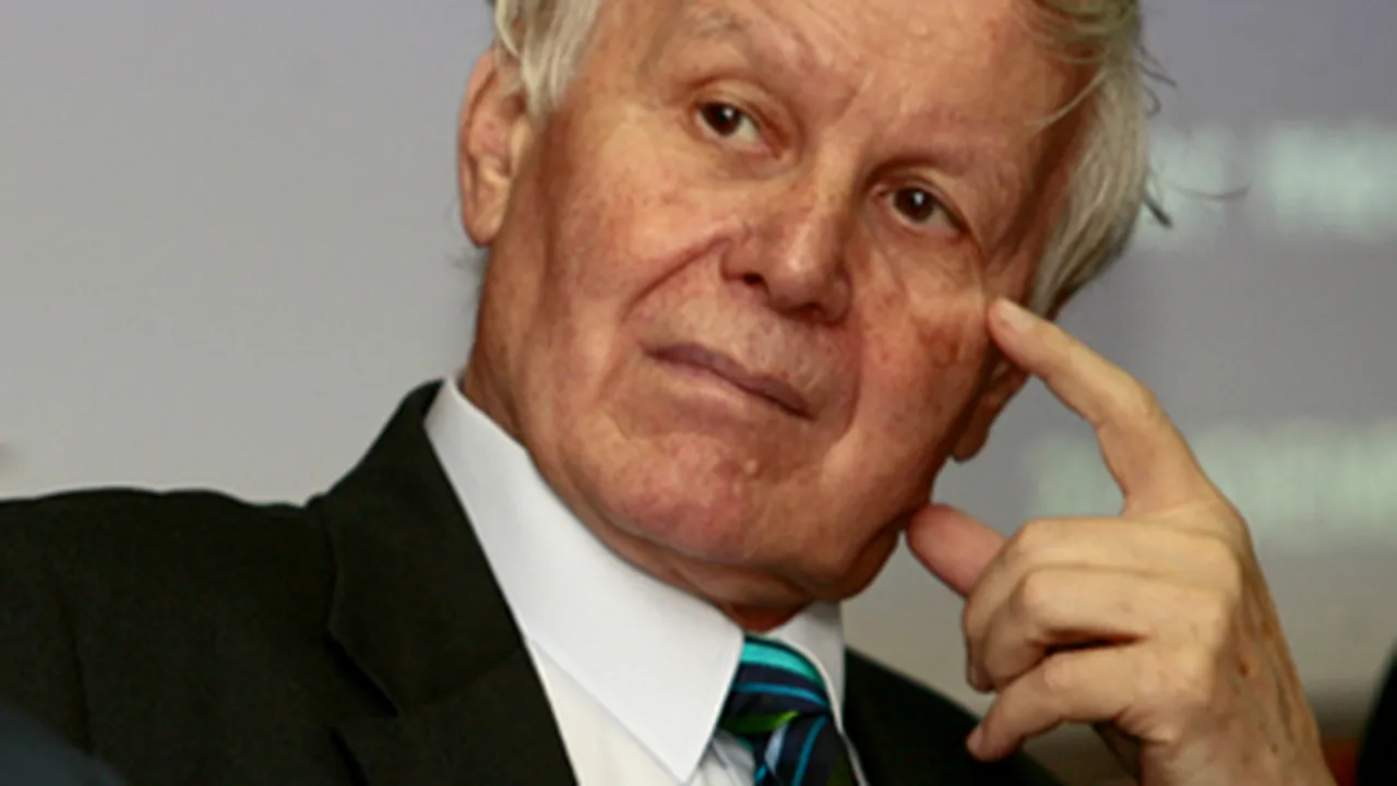 Institutul Călinescu şi Litera Internaţional vor să dea în judecată Adevărul