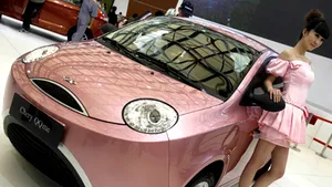 Vânzările auto din China au crescut în august cu peste 80%