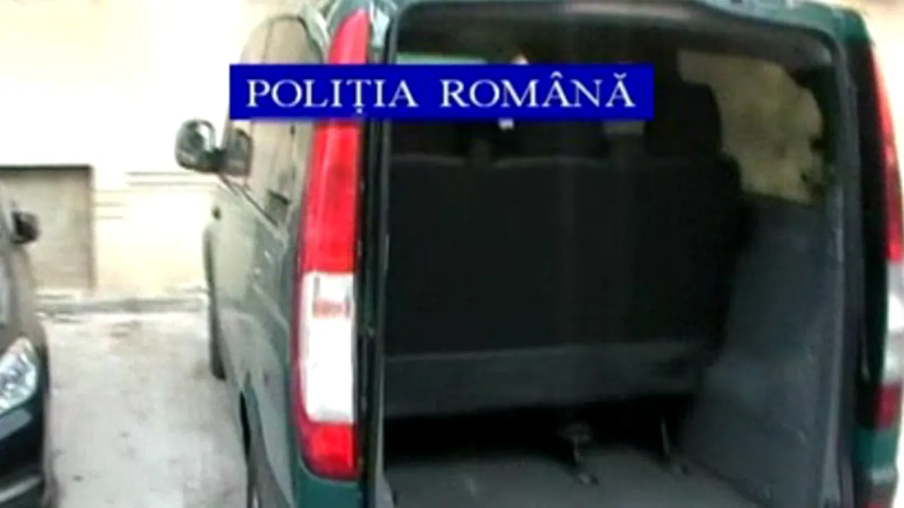Cinci persoane, cercetate pentru înşelăciuni cu autoturisme închiriate - VIDEO