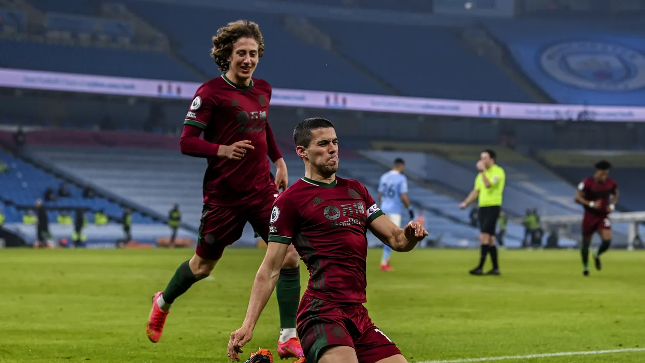 Wolves pune capăt startului perfect al lui Manchester City cu o victorie surprinzătoare