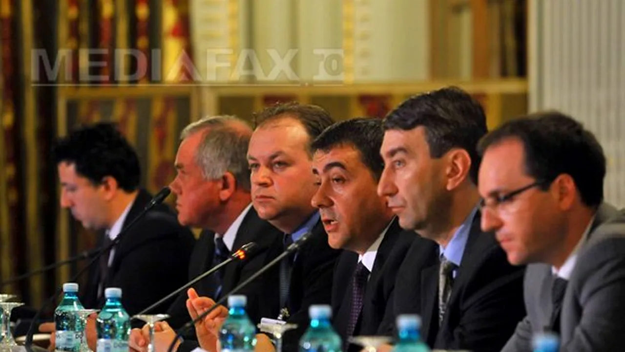 CONFERINŢA MEDIAFAX: APIA - 97% din fermieri depun cereri electronice. Fuia: La 99% nu mai e nevoie de 5.500 angajaţi APIA