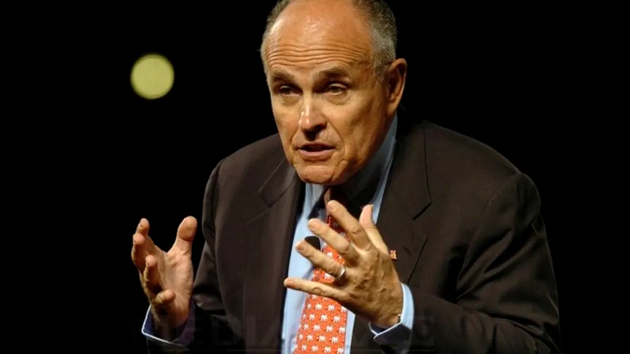 Rudolph Giuliani: Donald Trump îşi va modifica semnificativ strategia de campanie