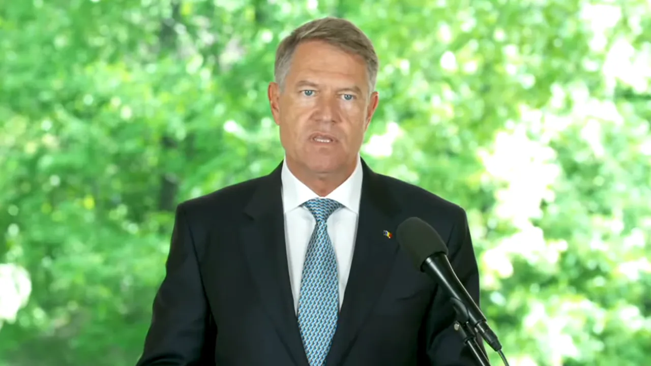 VIDEO Iohannis, prima apariţie publică fără mască. „A fost un an infernal pentru medicina de urgenţă”