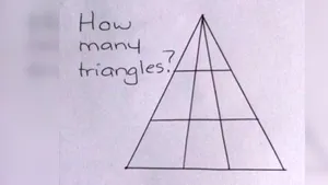 Testul de logică care a devenit viral pe reţelele de socializare. Câte triunghiuri vedeţi în imagine?