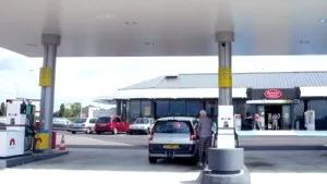 Romania’s Rompetrol To Cut Diesel Oil Pump Prices By RON0.09/Liter