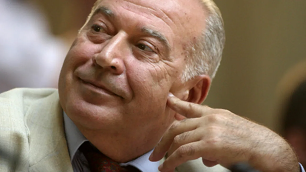 Voiculescu, trimis în judecată în dosarul privatizării ICA