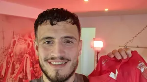 Dinamo Bucureşti şi-a adus un nou număr 9. E kosovar, dar s-a născut în Suedia