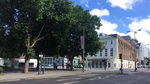 FOTO VIDEO Alertă de securitate în Londra, după ce teatrul Old Vic a fost evacuat de poliţie