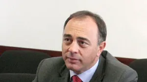 Florea (PDL) despre ideea demisiei parlamentarilor şi preşedintelui:Băsescu a dat o replică prostiei