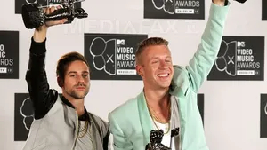 American Music Awards 2013: Duoul Macklemore & Ryan Lewis a primit cele mai multe nominalizări