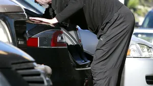 Brad Pitt, implicat într-un accident auto