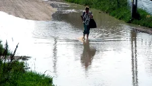 MMP: S-au alocat 538.000 lei pentru îndiguire în Săuceşti şi supraînălţare dig, dar nu a rezistat