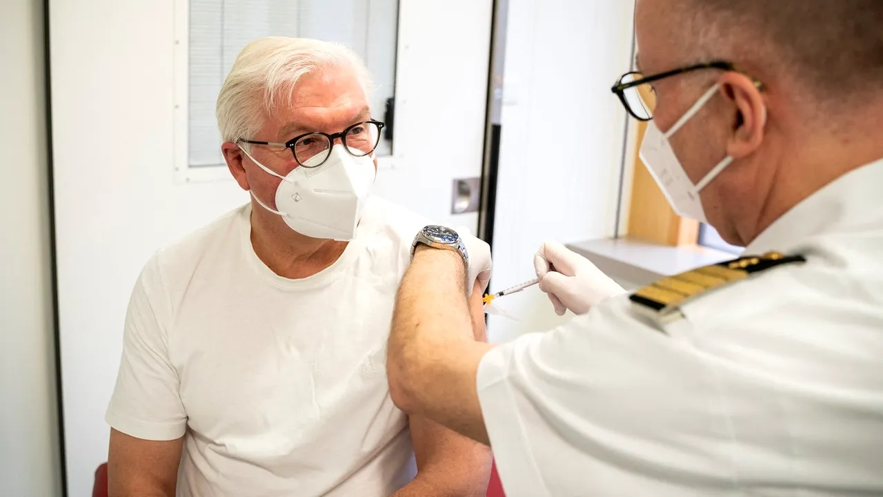 Preşedintele Germaniei a primit prima doză de ser AstraZeneca: „Am încredere în vaccinurile aprobate în Germania”