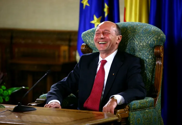 POLITIC Traian Băsescu: „Constituția este încălcată de președinte, partide și Guvern” / Bolojan și PSD sunt legați de 20 de ani