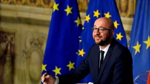 FOTO Premierul Belgiei a rămas fără auz după ce Prinţesa Astrid a tras cu arma lângă acesta