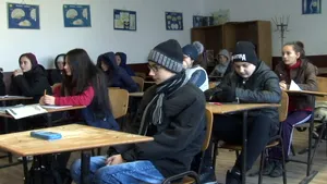 Elevii unei şcoli gimnaziale din Gorj învaţă în clase în care temperatura coboră la 8 grade