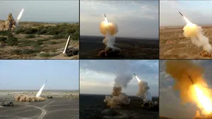 Iranul a folosit în premieră sisteme balistice subterane în cursul exerciţiilor militare 