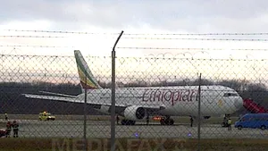 Cetăţeni români au fost la bordul avionului Ethiopian Airlines deturnat luni dimineaţă