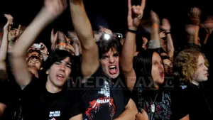 Trupe din România, Ucraina, Ungaria, Macedonia, Bulgaria şi Grecia la Festivalul Bucovina Rock Castle