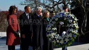 Barack Obama, Bill Clinton şi Hillary Clinton au depus coroane la mormântul lui John F. Kennedy